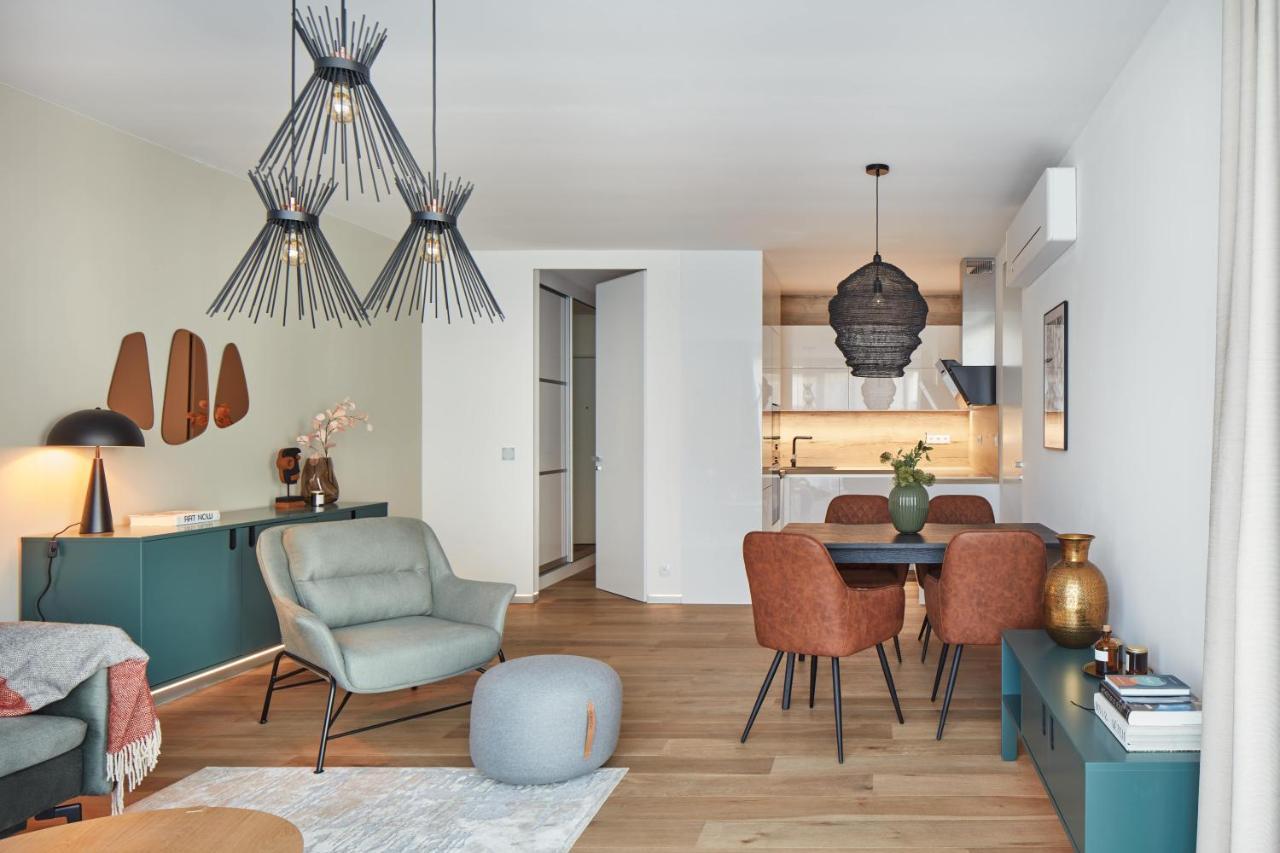 Days - Stylish With Terrace - Parking - Quiet Area * Praga