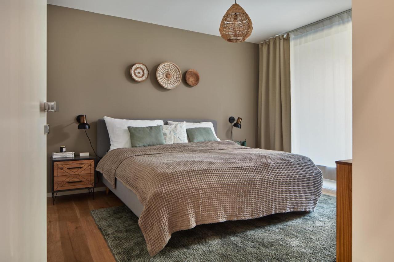 Apartamento Days - Stylish With Terrace - Parking - Quiet Area
